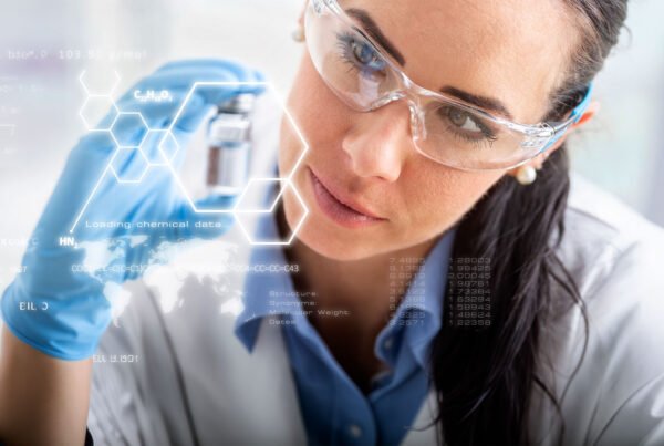 Como a Inteligência Artificial Está Revolucionando a Indústria Farmacêutica